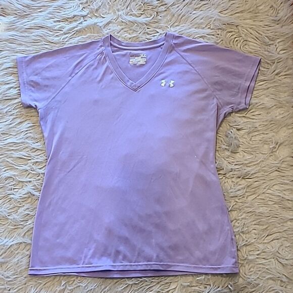 Under Armour‎ womens light purple vneck heat gear tshirt size medium - Picture 1 of 6